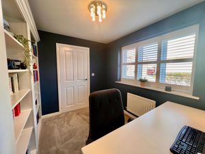 Study/Office- click for photo gallery